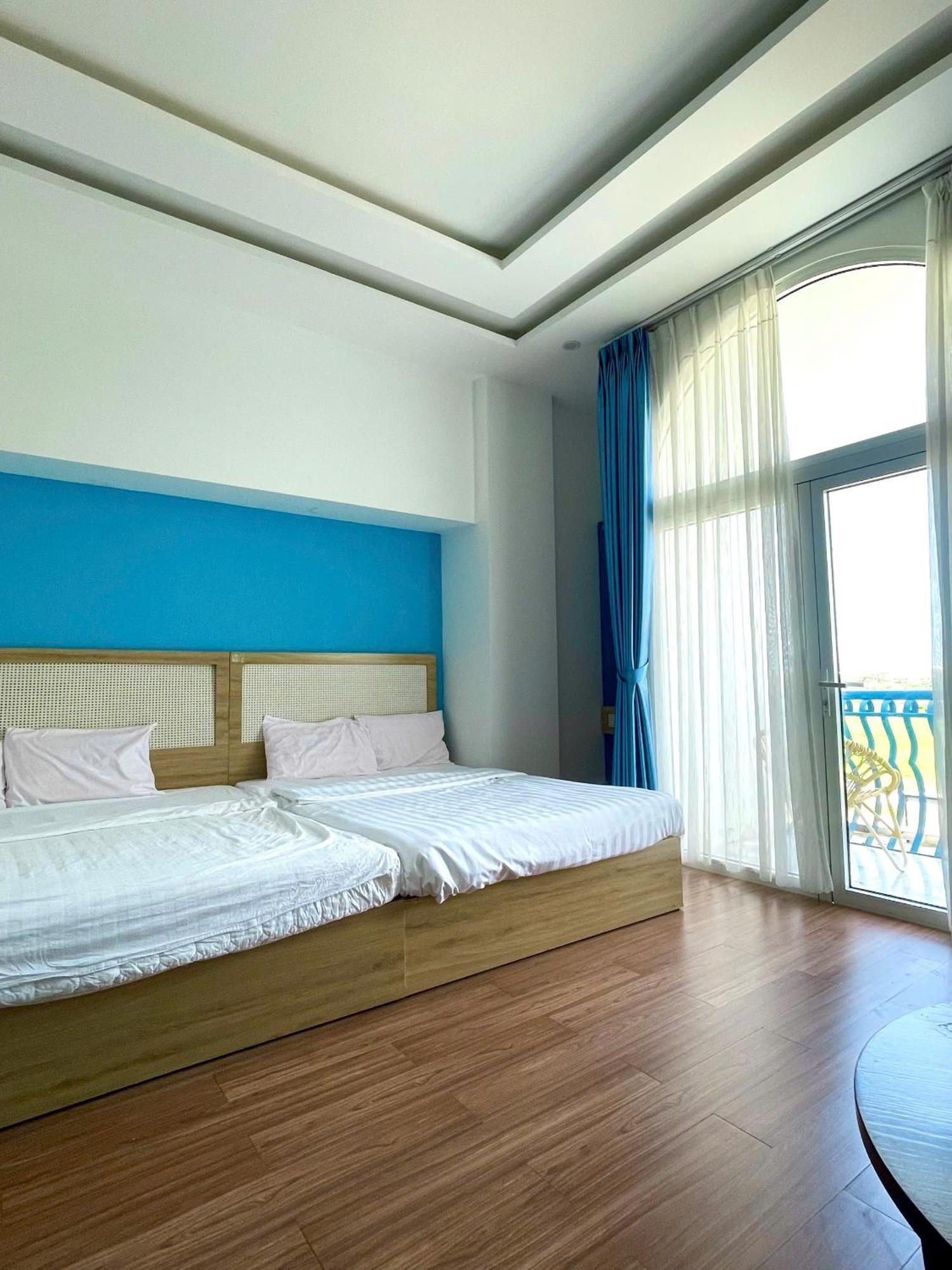 Santorini House And Coffee Hotel Da Nang Bagian luar foto